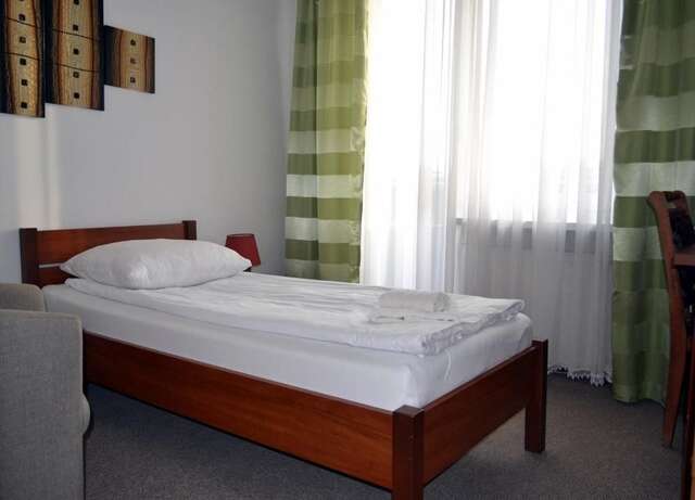 Отель Hotel Piast Ныса-45